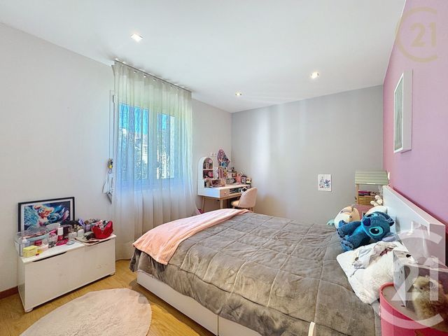 Maison à vendre - 7 pièces - 148,40 m2 - St Sauveur Sur Ecole - 77 - ILE-DE-FRANCE