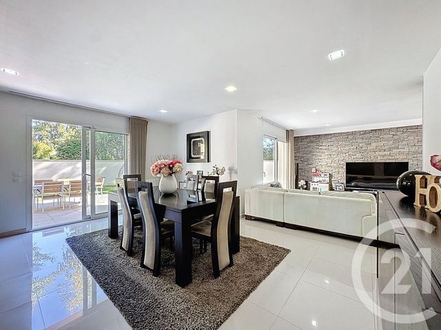 Maison à vendre - 7 pièces - 148,40 m2 - St Sauveur Sur Ecole - 77 - ILE-DE-FRANCE