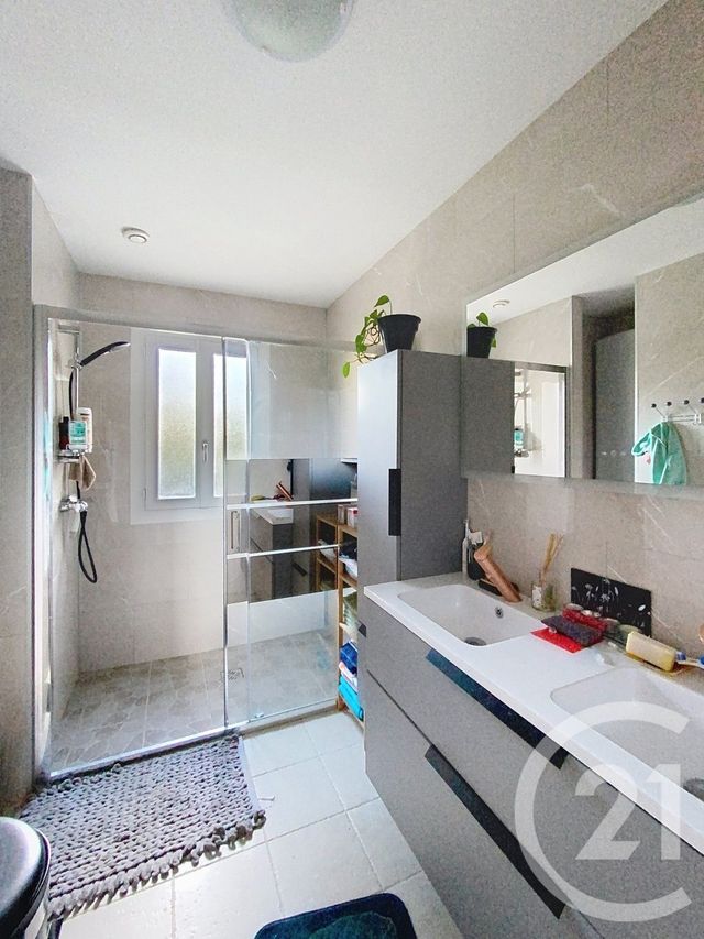 Maison à vendre - 4 pièces - 97 m2 - St Pierre Les Nemours - 77 - ILE-DE-FRANCE