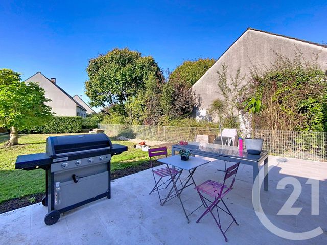 Maison à vendre - 4 pièces - 97 m2 - St Pierre Les Nemours - 77 - ILE-DE-FRANCE