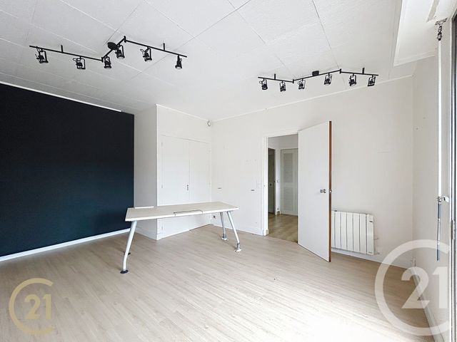 Appartement Local &agrave; louer - 2 pi&egrave;ces - 55 m2 - Champagne Sur Seine - 77 - ILE-DE-FRANCE