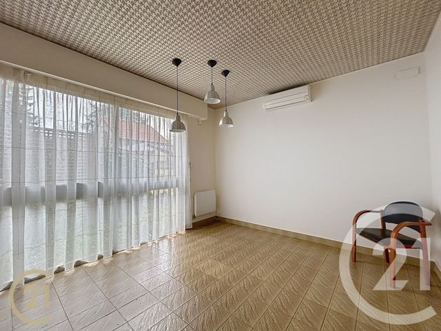 Appartement Local &agrave; louer - 2 pi&egrave;ces - 55 m2 - Champagne Sur Seine - 77 - ILE-DE-FRANCE