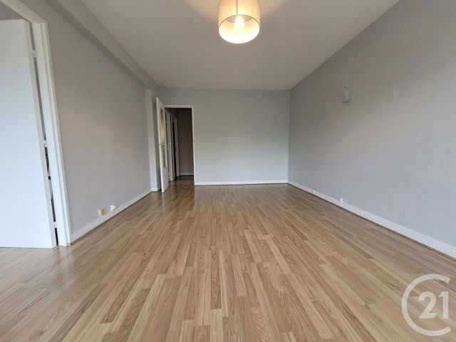 Appartement F3 &agrave; louer - 3 pi&egrave;ces - 60,37 m2 - Moret Loing Et Orvanne - 77 - ILE-DE-FRANCE