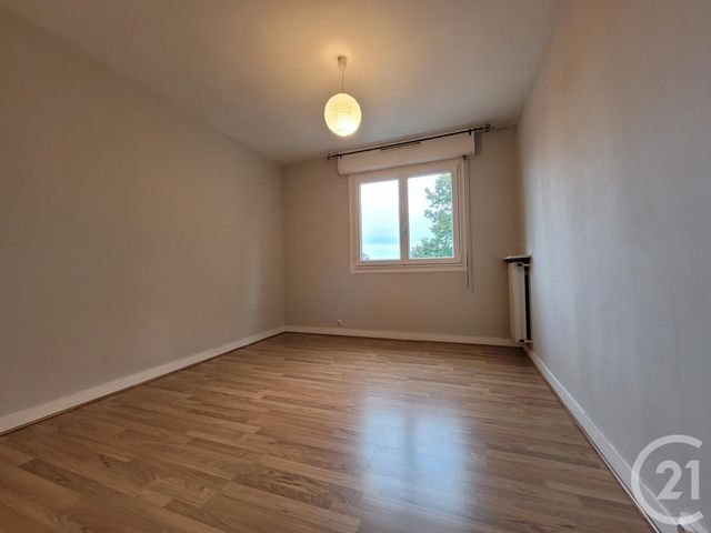 Appartement F3 &agrave; louer - 3 pi&egrave;ces - 60,37 m2 - Moret Loing Et Orvanne - 77 - ILE-DE-FRANCE