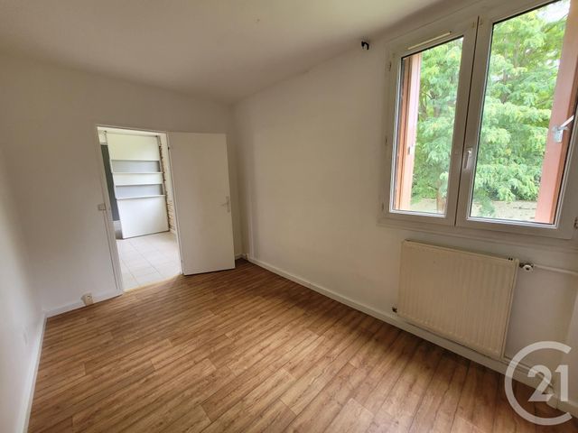 Appartement F5 &agrave; louer - 5 pi&egrave;ces - 73,89 m2 - Avon - 77 - ILE-DE-FRANCE