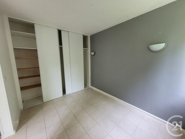 Appartement F5 &agrave; louer - 5 pi&egrave;ces - 73,89 m2 - Avon - 77 - ILE-DE-FRANCE