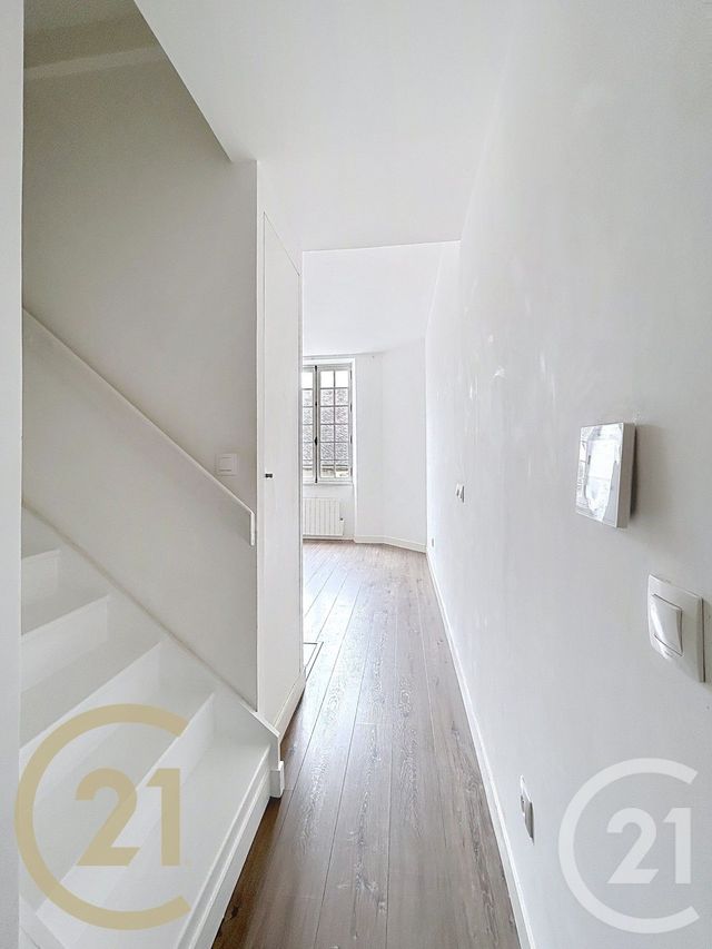 Appartement F2 &agrave; louer - 2 pi&egrave;ces - 31,71 m2 - Moret Sur Loing - 77 - ILE-DE-FRANCE