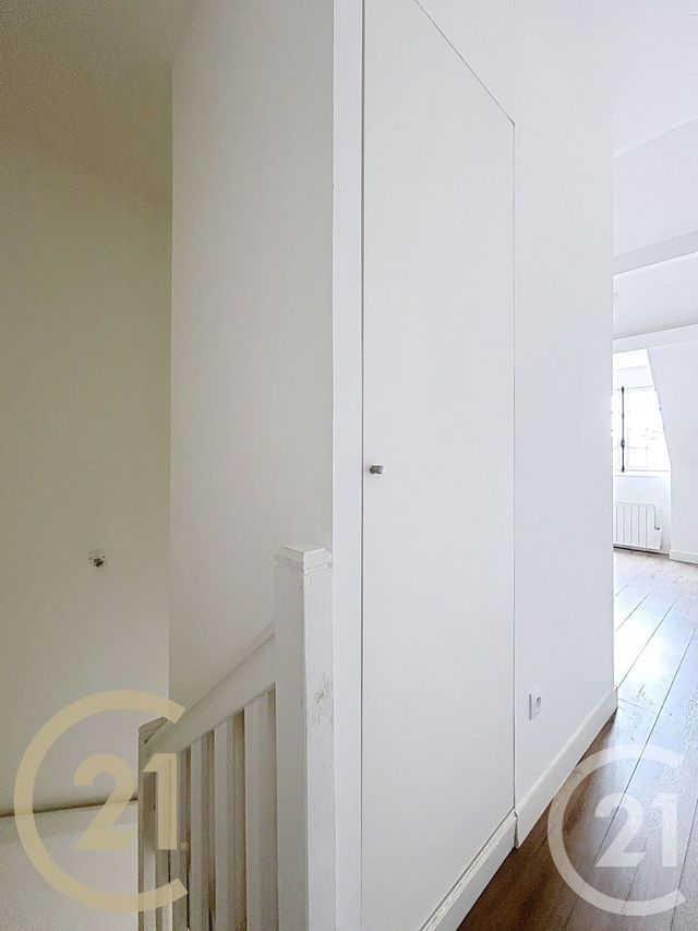 Appartement F2 &agrave; louer - 2 pi&egrave;ces - 31,71 m2 - Moret Sur Loing - 77 - ILE-DE-FRANCE