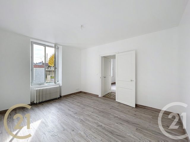 Maison &agrave; louer - 3 pi&egrave;ces - 70 m2 - Moret Sur Loing - 77 - ILE-DE-FRANCE