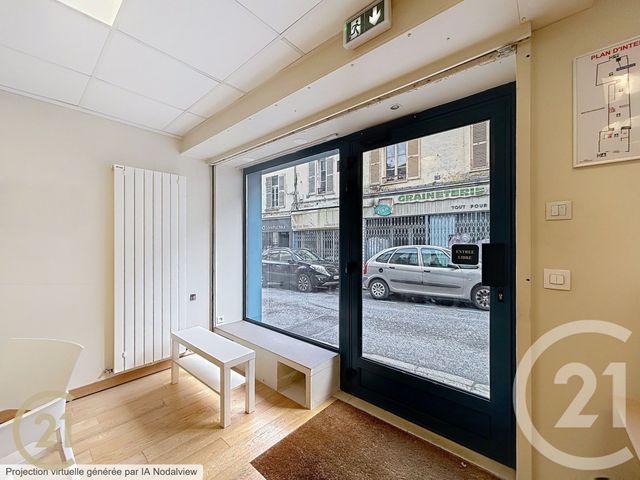 Local commercial à louer - 82.87 m2 - 77 - Seine-et-Marne