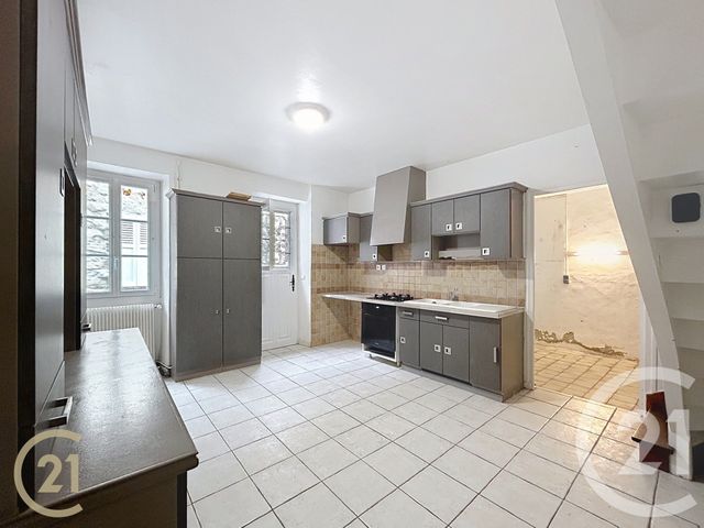 Maison &agrave; louer - 6 pi&egrave;ces - 117 m2 - Moret Sur Loing - 77 - ILE-DE-FRANCE