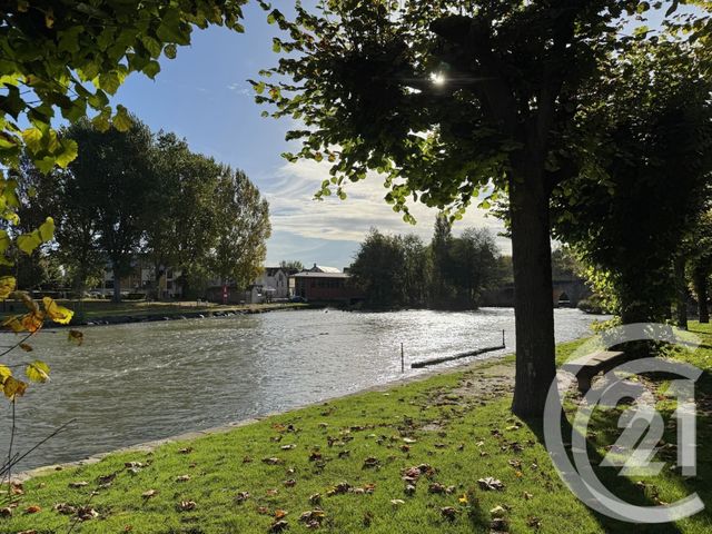 Appartement Studio &agrave; vendre - 1 pi&egrave;ce - 32,11 m2 - Moret Sur Loing - 77 - ILE-DE-FRANCE