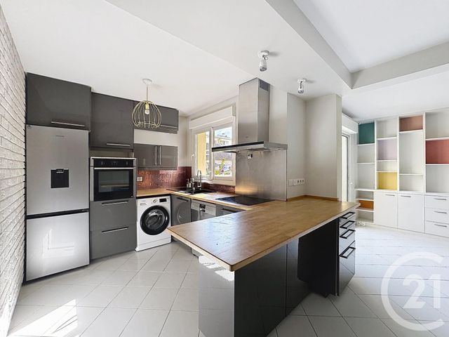 Appartement F3 &agrave; louer - 3 pi&egrave;ces - 68,83 m2 - Avon - 77 - ILE-DE-FRANCE