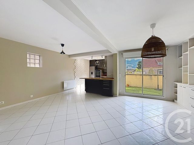 Appartement F3 &agrave; louer - 3 pi&egrave;ces - 68,83 m2 - Avon - 77 - ILE-DE-FRANCE