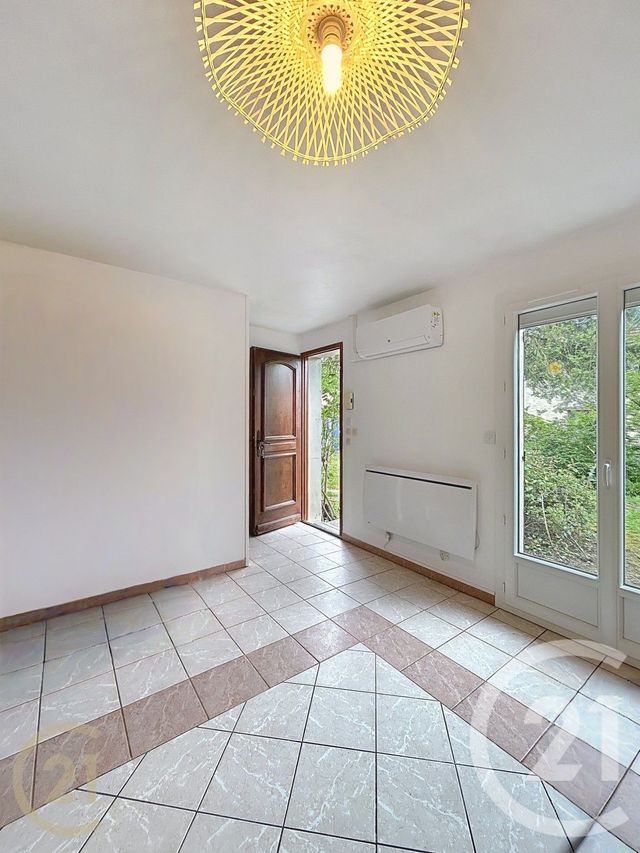 Maison &agrave; louer - 2 pi&egrave;ces - 59,30 m2 - Hericy - 77 - ILE-DE-FRANCE