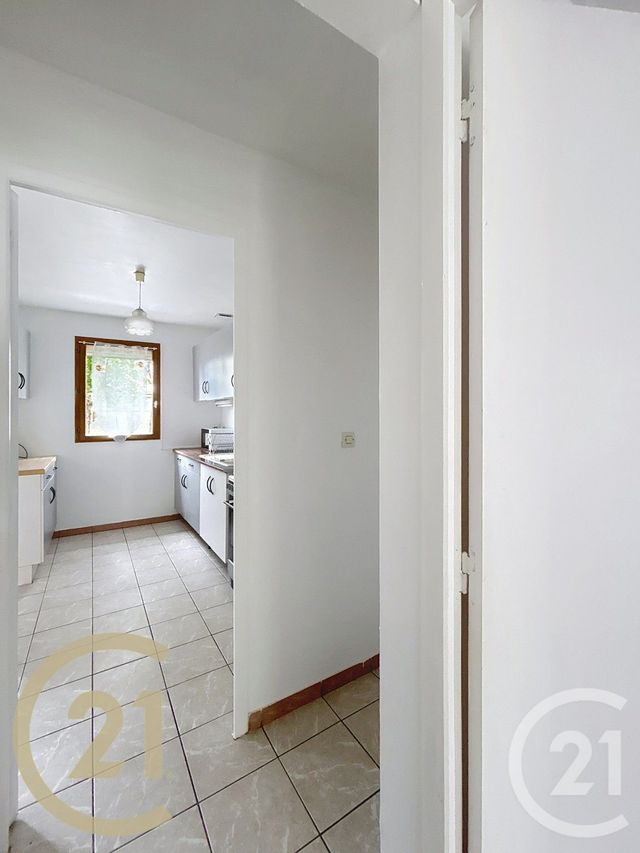 Maison &agrave; louer - 2 pi&egrave;ces - 59,30 m2 - Hericy - 77 - ILE-DE-FRANCE