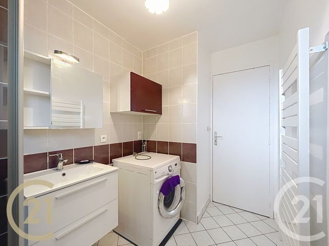 Maison &agrave; louer - 2 pi&egrave;ces - 59,30 m2 - Hericy - 77 - ILE-DE-FRANCE