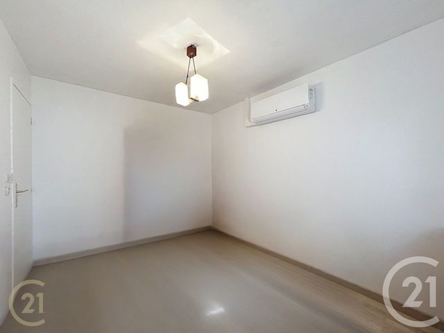 Maison &agrave; louer - 2 pi&egrave;ces - 59,30 m2 - Hericy - 77 - ILE-DE-FRANCE