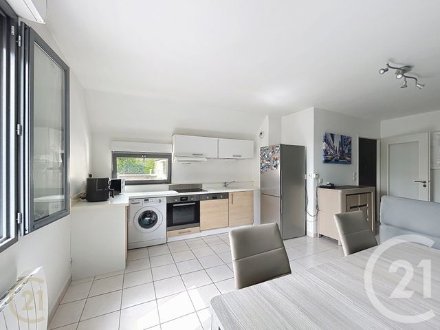 Appartement &agrave; louer - 2 pi&egrave;ces - 48,57 m2 - Ecuelles - 77 - ILE-DE-FRANCE