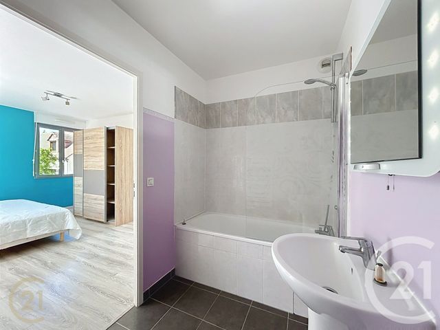 Appartement &agrave; louer - 2 pi&egrave;ces - 48,57 m2 - Ecuelles - 77 - ILE-DE-FRANCE