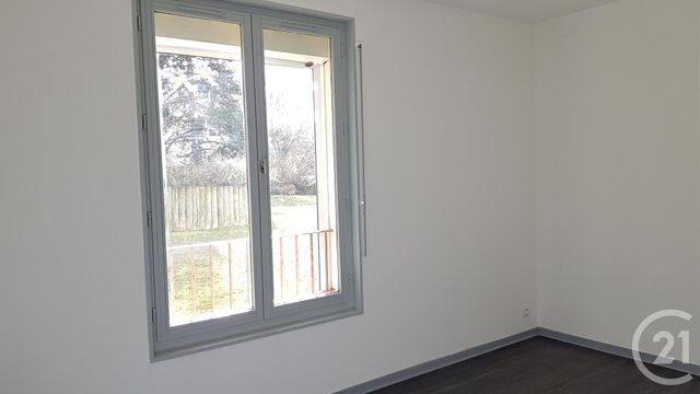 Appartement F3 &agrave; louer - 3 pi&egrave;ces - 81,02 m2 - St Mammes - 77 - ILE-DE-FRANCE