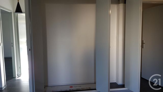 Appartement F3 &agrave; louer - 3 pi&egrave;ces - 81,02 m2 - St Mammes - 77 - ILE-DE-FRANCE