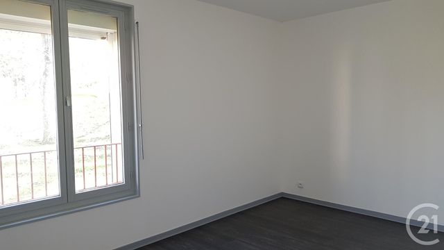 Appartement F3 &agrave; louer - 3 pi&egrave;ces - 81,02 m2 - St Mammes - 77 - ILE-DE-FRANCE