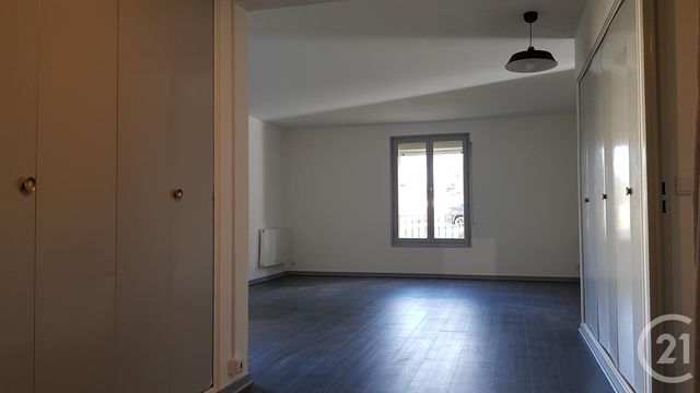 Appartement F3 &agrave; louer - 3 pi&egrave;ces - 81,02 m2 - St Mammes - 77 - ILE-DE-FRANCE