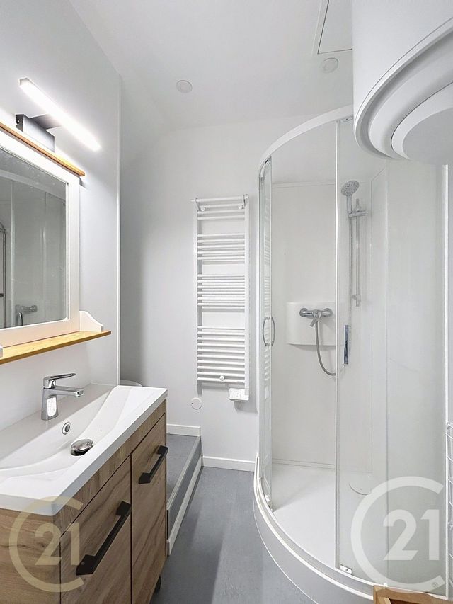 Appartement T2 &agrave; louer - 2 pi&egrave;ces - 26,03 m2 - St Mammes - 77 - ILE-DE-FRANCE