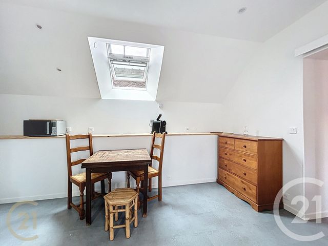 Appartement T2 &agrave; louer - 2 pi&egrave;ces - 26,03 m2 - St Mammes - 77 - ILE-DE-FRANCE