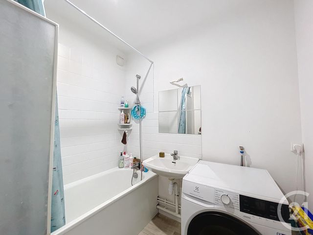 Appartement F4 &agrave; louer - 4 pi&egrave;ces - 79,85 m2 - St Mammes - 77 - ILE-DE-FRANCE
