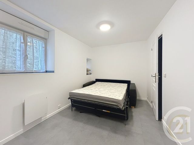 Appartement Studio &agrave; louer - 1 pi&egrave;ce - 22,75 m2 - St Mammes - 77 - ILE-DE-FRANCE