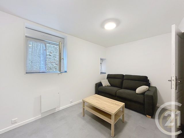 Appartement Studio &agrave; louer - 1 pi&egrave;ce - 22,75 m2 - St Mammes - 77 - ILE-DE-FRANCE