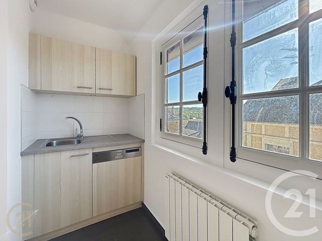 Appartement F4 &agrave; louer - 4 pi&egrave;ces - 86,51 m2 - Moret Sur Loing - 77 - ILE-DE-FRANCE