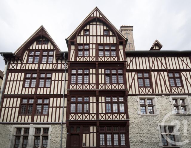 Appartement F4 &agrave; louer - 4 pi&egrave;ces - 86,51 m2 - Moret Sur Loing - 77 - ILE-DE-FRANCE