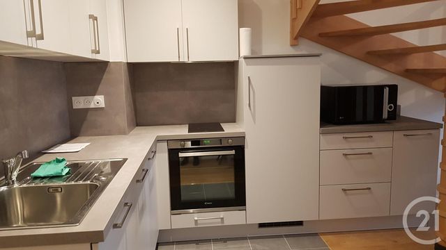 Appartement F2 &agrave; louer - 2 pi&egrave;ces - 45 m2 - Fontainebleau - 77 - ILE-DE-FRANCE