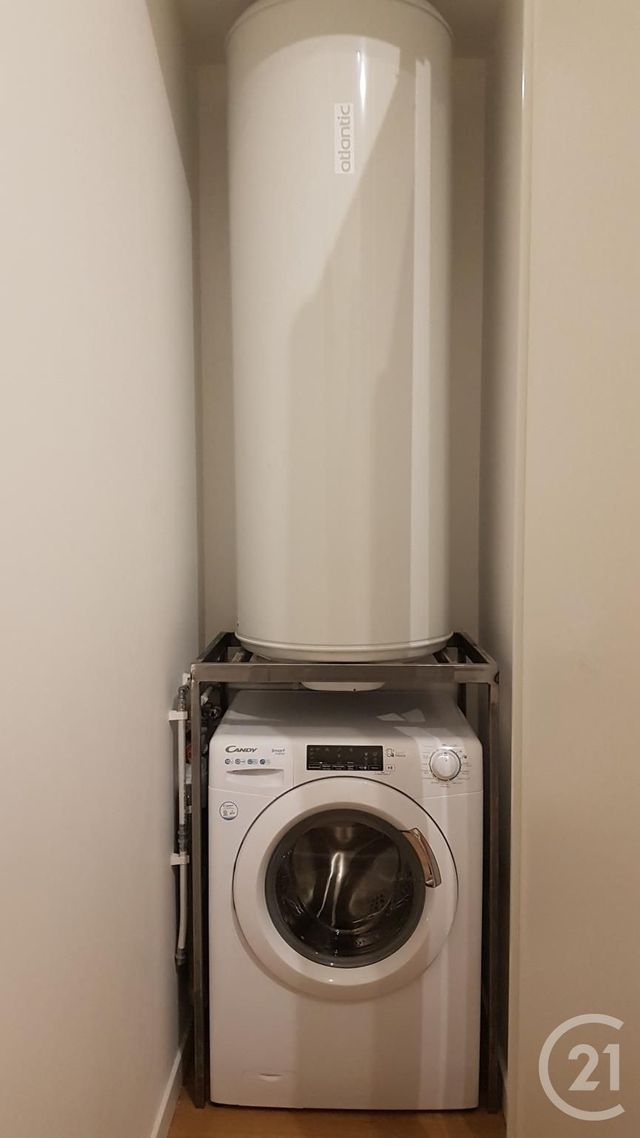 Appartement F2 &agrave; louer - 2 pi&egrave;ces - 45 m2 - Fontainebleau - 77 - ILE-DE-FRANCE