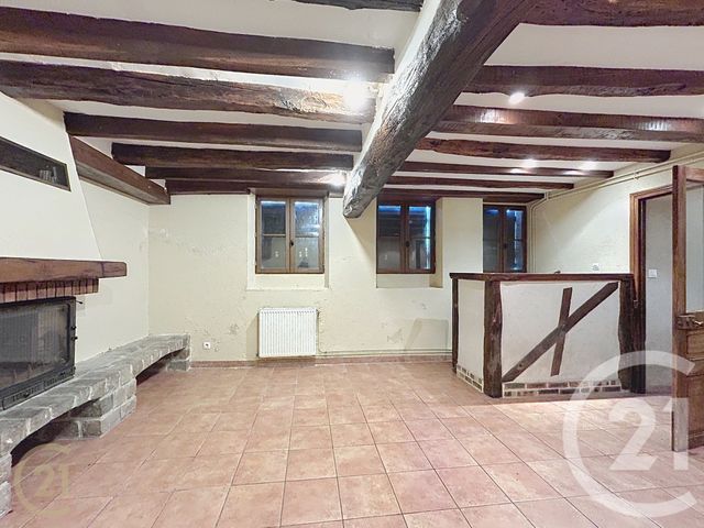 Maison &agrave; louer - 2 pi&egrave;ces - 80,93 m2 - Dormelles - 77 - ILE-DE-FRANCE
