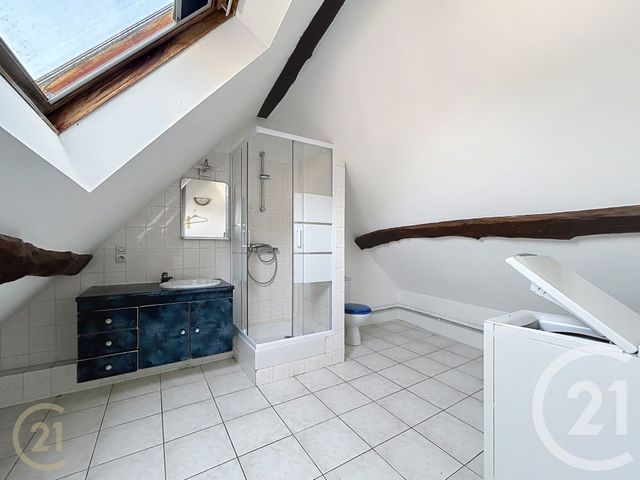 Maison &agrave; louer - 2 pi&egrave;ces - 80,93 m2 - Dormelles - 77 - ILE-DE-FRANCE
