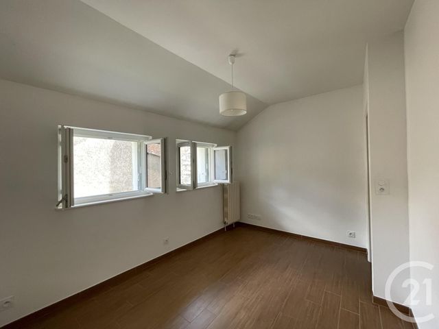 Maison &agrave; louer - 3 pi&egrave;ces - 63,31 m2 - Montigny Sur Loing - 77 - ILE-DE-FRANCE