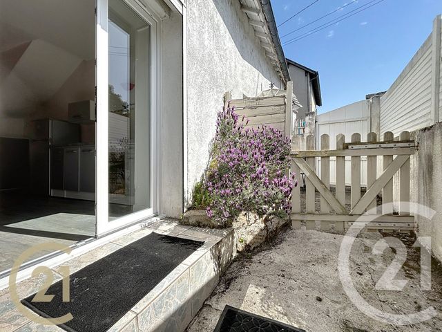 Appartement F2 &agrave; louer - 2 pi&egrave;ces - 24,34 m2 - St Mammes - 77 - ILE-DE-FRANCE