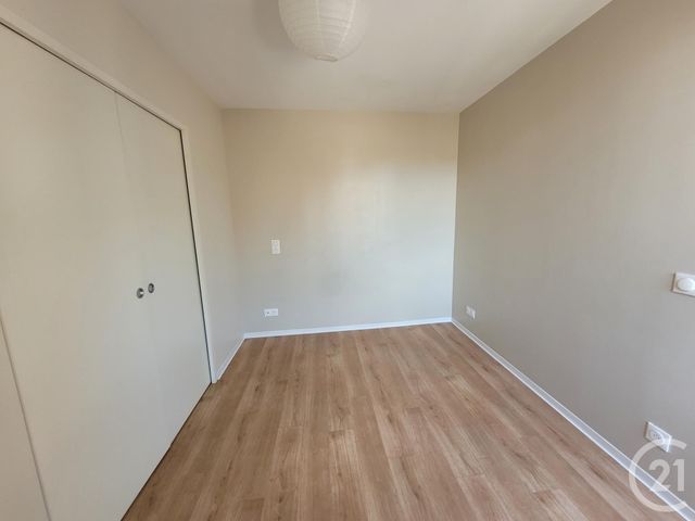 Appartement T1 &agrave; louer - 2 pi&egrave;ces - 29,10 m2 - Moret Sur Loing - 77 - ILE-DE-FRANCE