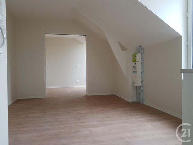 Appartement T1 &agrave; louer - 2 pi&egrave;ces - 29,10 m2 - Moret Sur Loing - 77 - ILE-DE-FRANCE