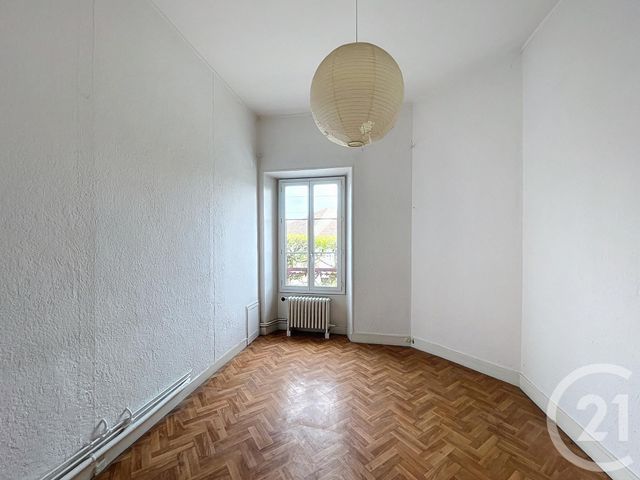 Maison &agrave; louer - 5 pi&egrave;ces - 102,28 m2 - Moret Loing Et Orvanne - 77 - ILE-DE-FRANCE