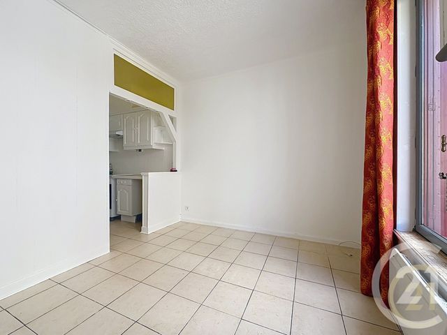 Maison &agrave; louer - 3 pi&egrave;ces - 46,10 m2 - Moret Sur Loing - 77 - ILE-DE-FRANCE
