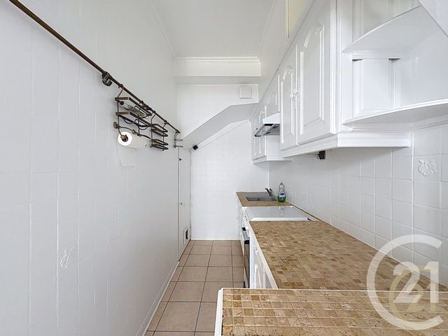 Maison &agrave; louer - 3 pi&egrave;ces - 46,10 m2 - Moret Sur Loing - 77 - ILE-DE-FRANCE