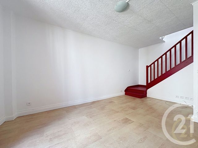 Maison &agrave; louer - 3 pi&egrave;ces - 46,10 m2 - Moret Sur Loing - 77 - ILE-DE-FRANCE