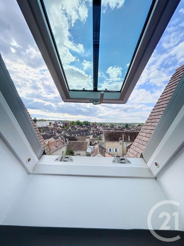 Appartement Studio &agrave; louer - 1 pi&egrave;ce - 21,16 m2 - Moret Loing Et Orvanne - 77 - ILE-DE-FRANCE