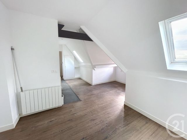 Appartement Studio &agrave; louer - 1 pi&egrave;ce - 21,16 m2 - Moret Loing Et Orvanne - 77 - ILE-DE-FRANCE