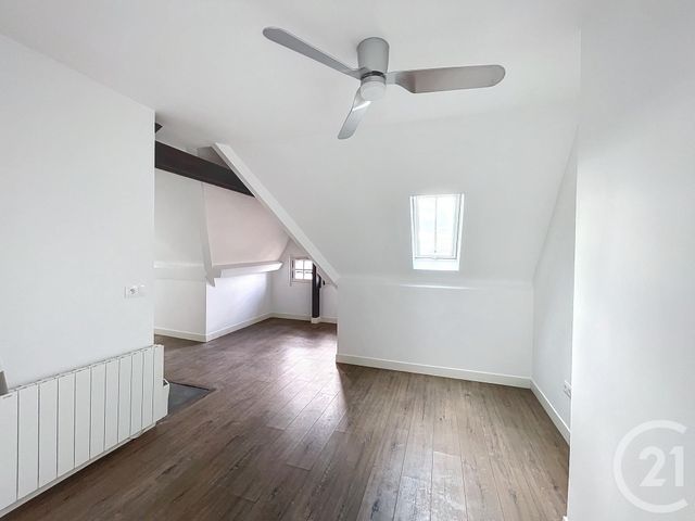 Appartement Studio &agrave; louer - 1 pi&egrave;ce - 21,16 m2 - Moret Loing Et Orvanne - 77 - ILE-DE-FRANCE